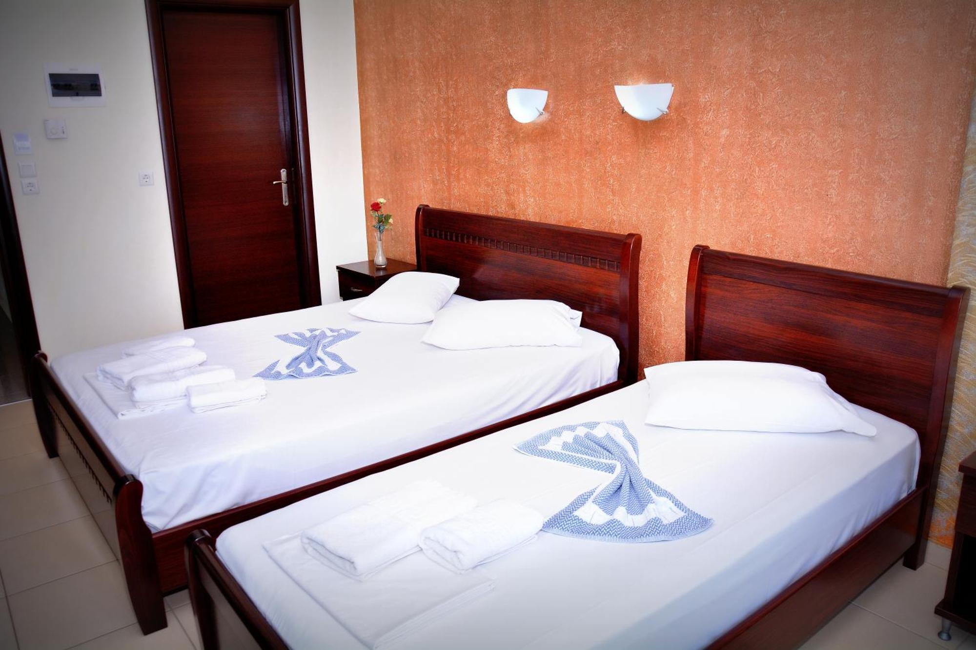 Hotel Paris Paralia Katerinis Bagian luar foto