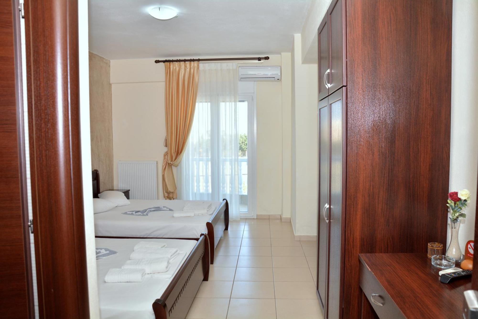 Hotel Paris Paralia Katerinis Bagian luar foto