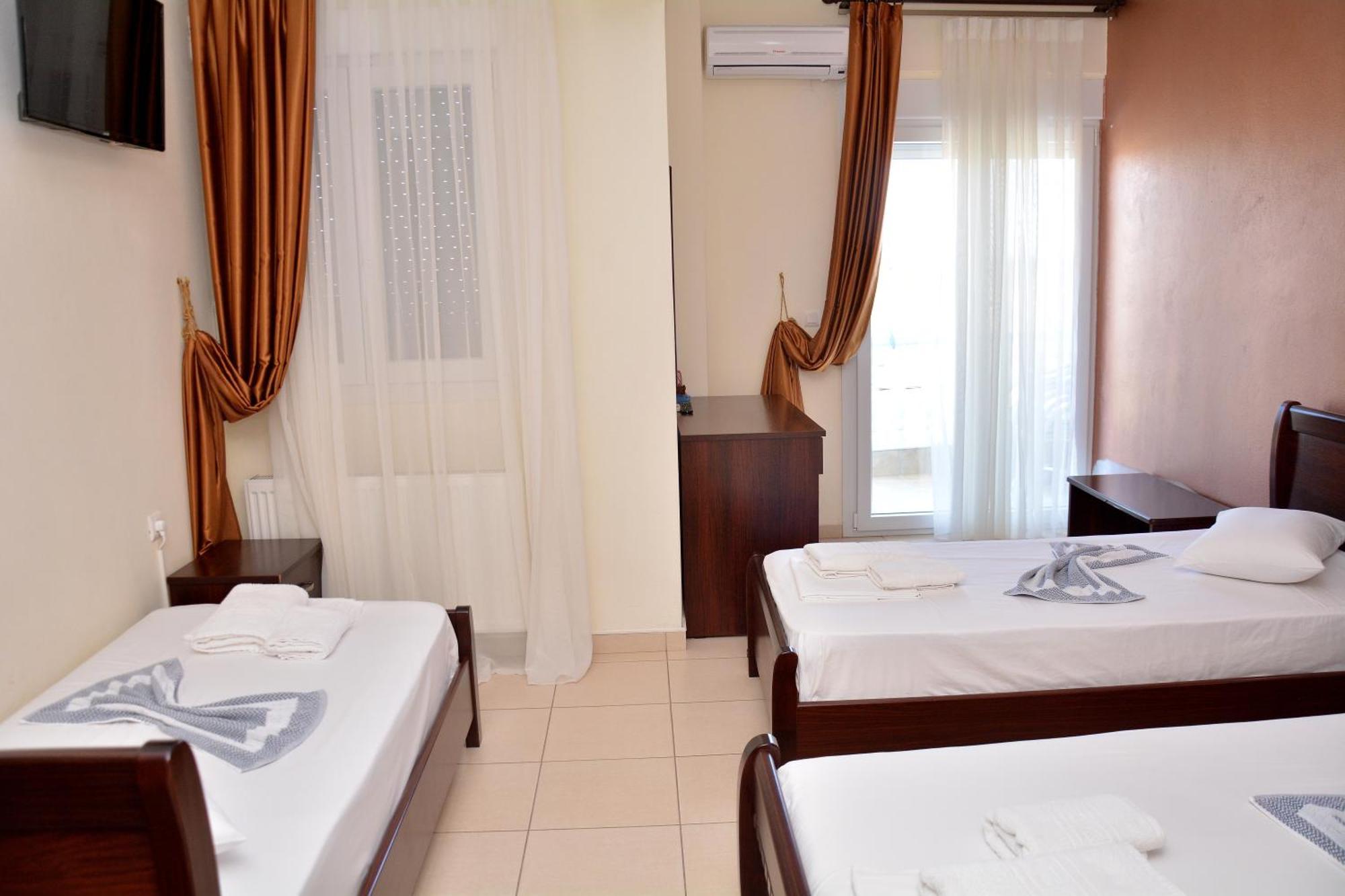 Hotel Paris Paralia Katerinis Bagian luar foto