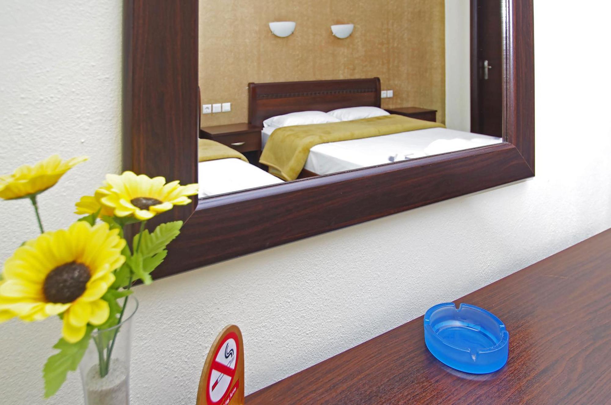Hotel Paris Paralia Katerinis Bagian luar foto