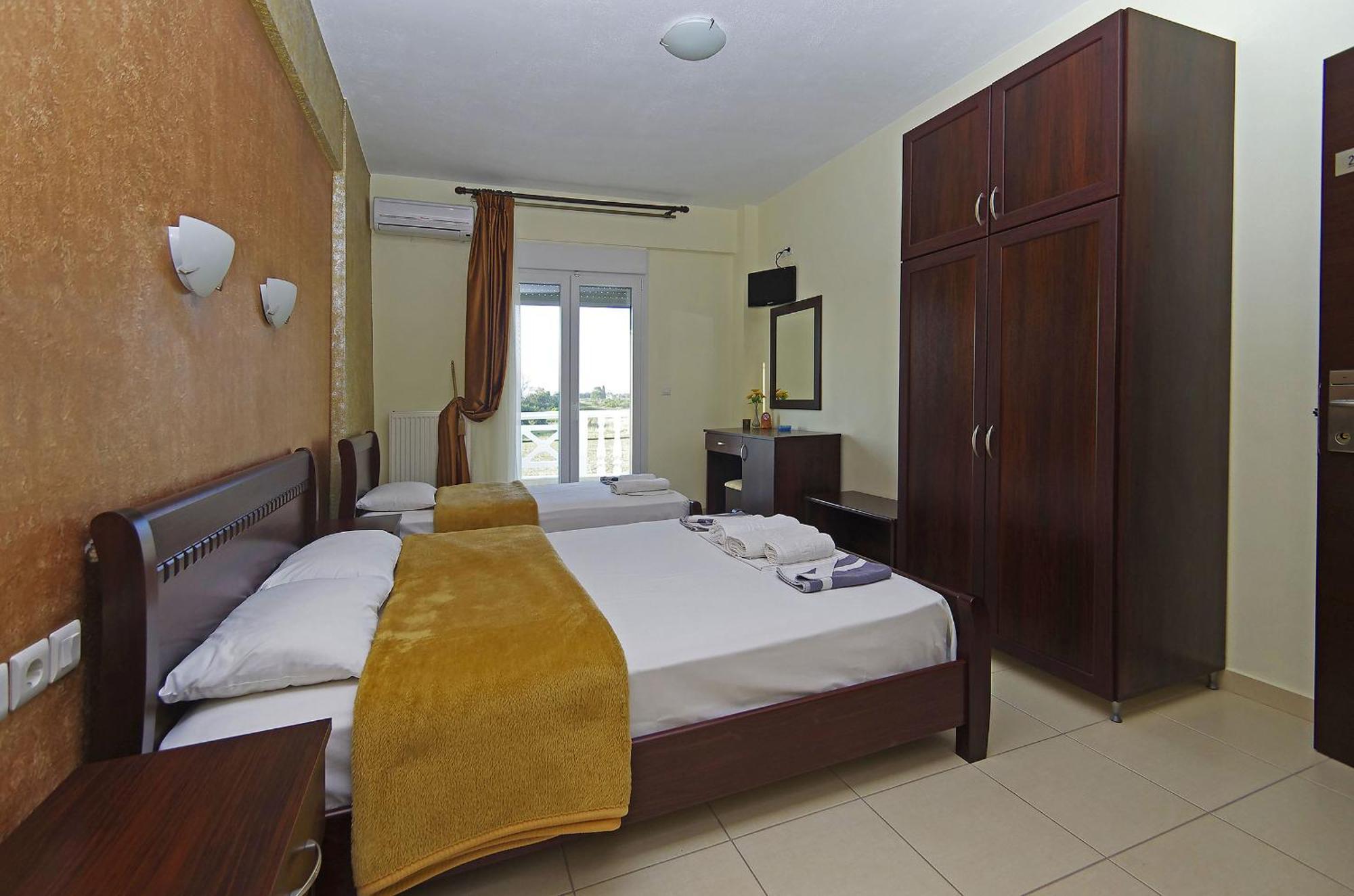 Hotel Paris Paralia Katerinis Bagian luar foto